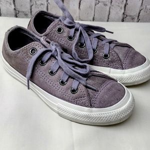 Converse Chuck Taylor All Star Classic Low Top Youth Lavender Sneakers Sz 13.